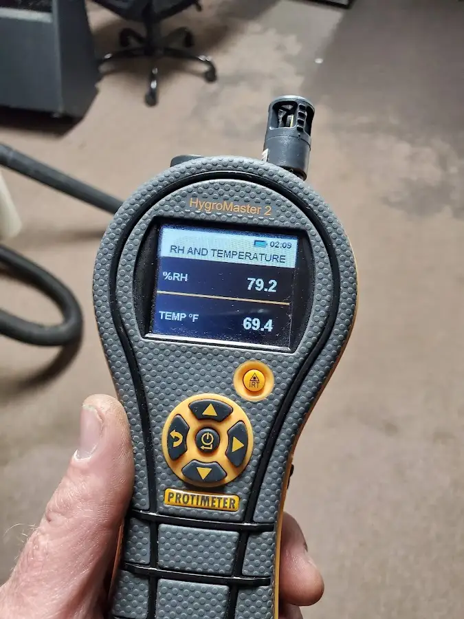 Moisture meter humidity assessment for Mold Remediation & Removal in Jeffersonville